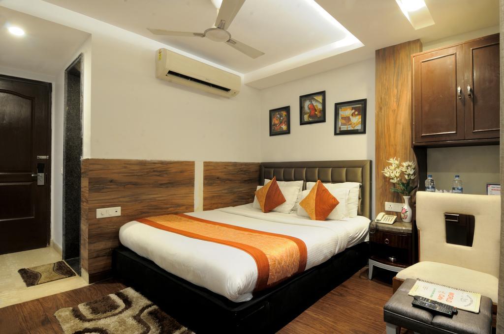 Hotel Cabana @ Pahar Ganj New Delhi Bagian luar foto