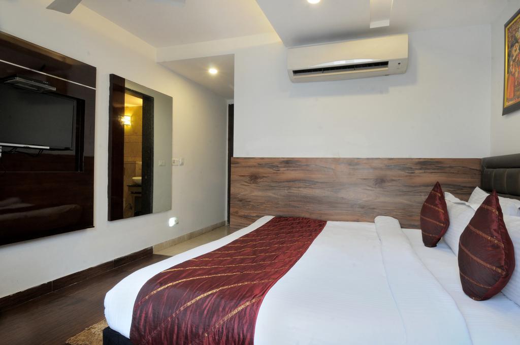 Hotel Cabana @ Pahar Ganj New Delhi Bagian luar foto