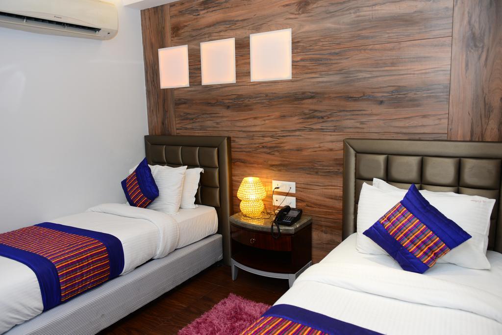 Hotel Cabana @ Pahar Ganj New Delhi Bagian luar foto