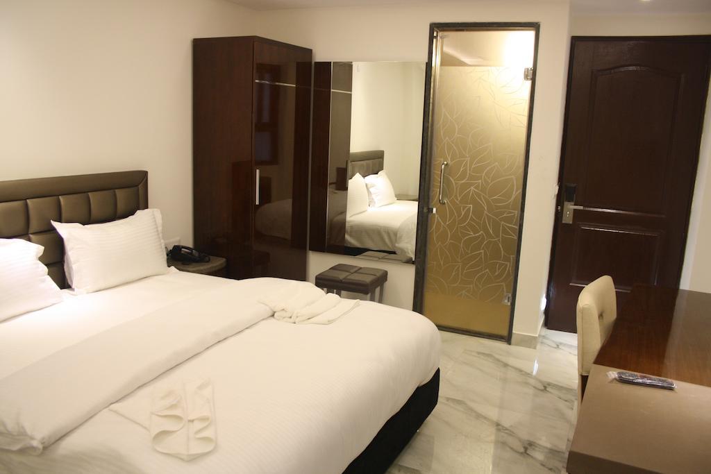 Hotel Cabana @ Pahar Ganj New Delhi Ruang foto