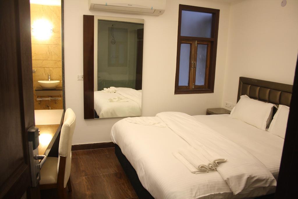 Hotel Cabana @ Pahar Ganj New Delhi Ruang foto
