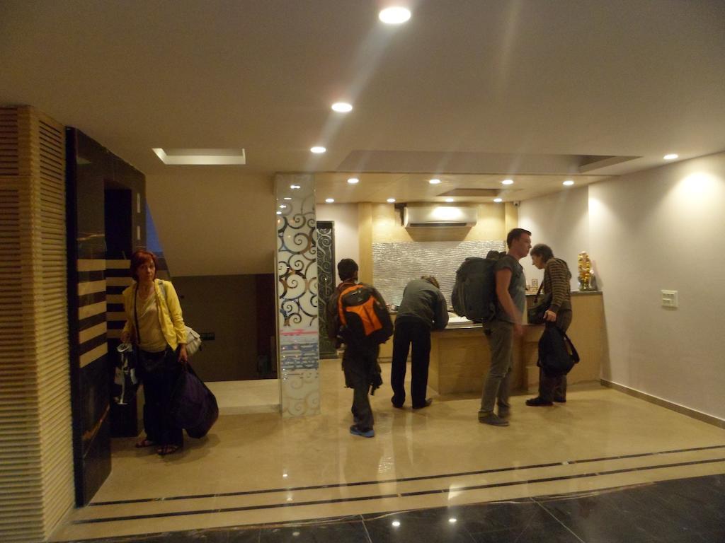 Hotel Cabana @ Pahar Ganj New Delhi Bagian luar foto